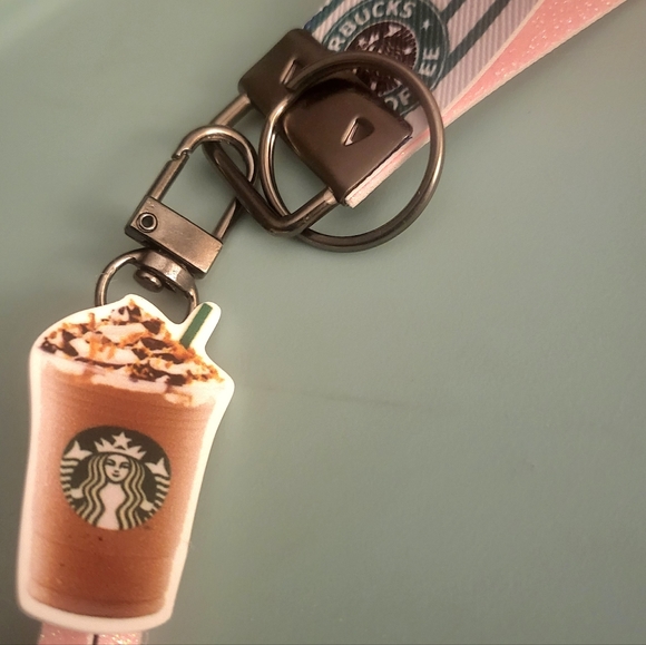 Starbucks Key Fob 🎉2/$30🎉 - Picture 4 of 6